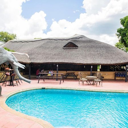 Zambezi Junction Lodge Livingstone Esterno foto
