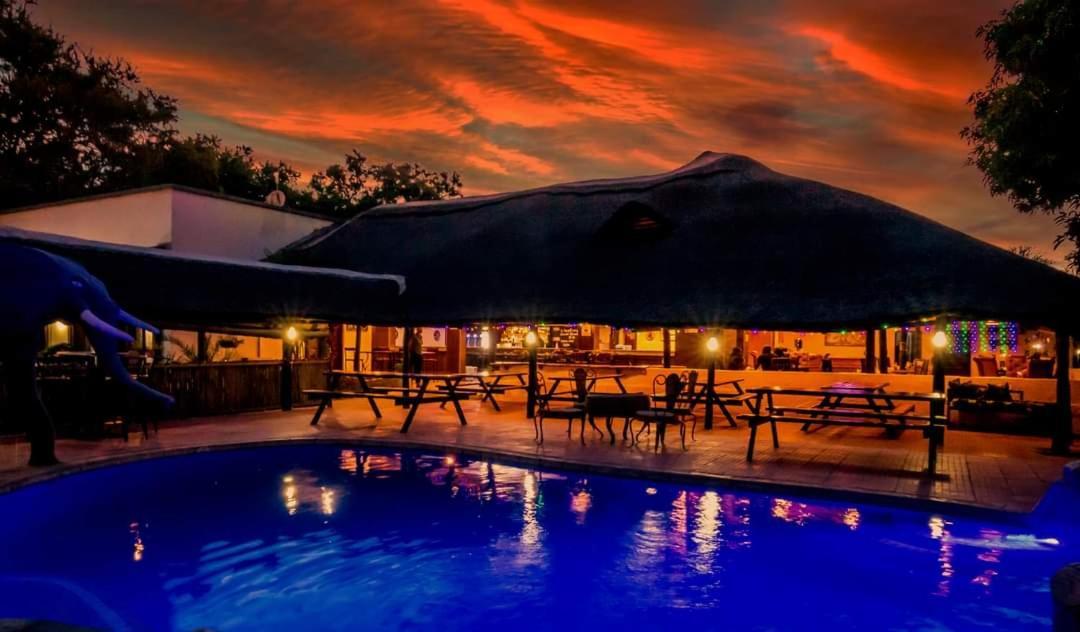 Zambezi Junction Lodge Livingstone Esterno foto
