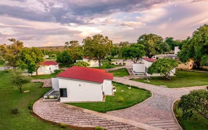 Zambezi Junction Lodge Livingstone Esterno foto
