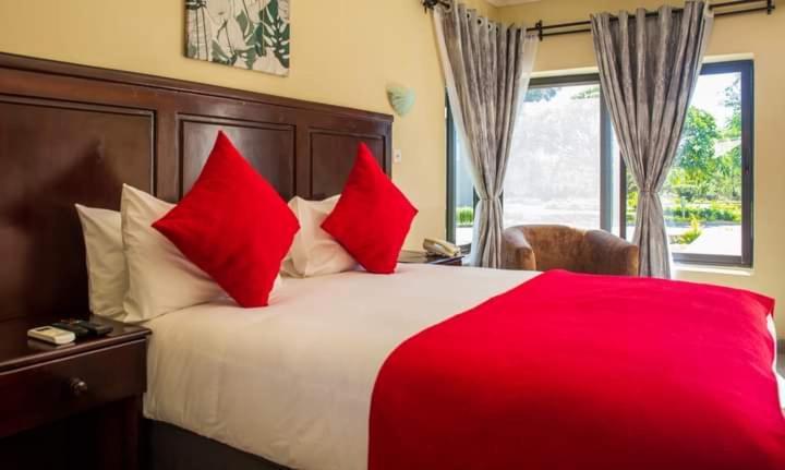Zambezi Junction Lodge Livingstone Esterno foto